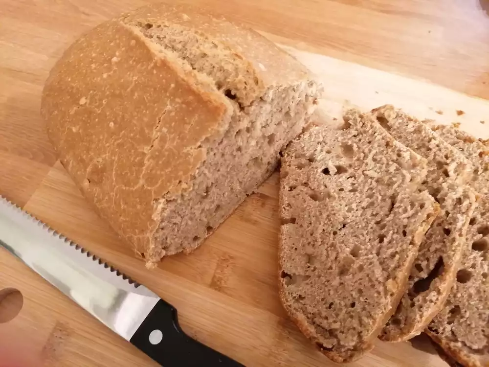 Brot geschnitten